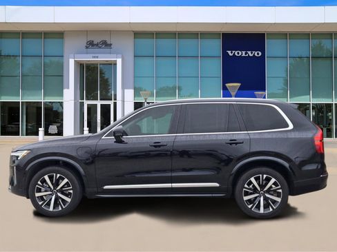 New 2025 Volvo XC90 T8 Core w/ Protection Package image 3