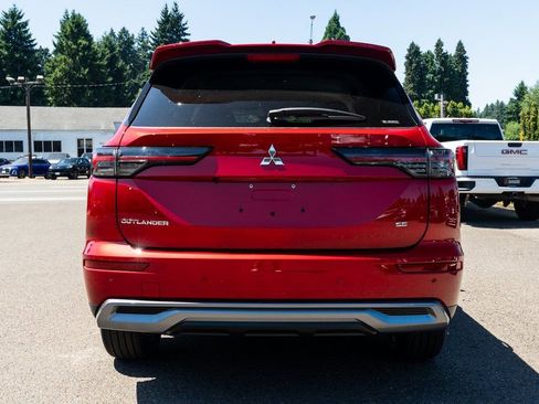 New 2025 Mitsubishi Outlander SEL image 5