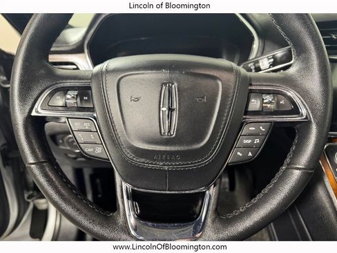 Used 2020 Lincoln Continental FWD image 17