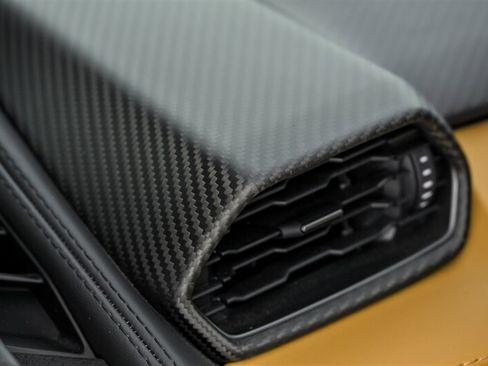 Used 2024 Lamborghini Revuelto AWD/4WD image 65