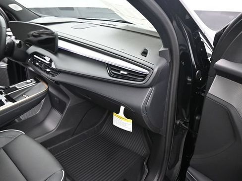 New 2026 Buick Enclave Avenir w/ Super Cruise Package FWD image 19