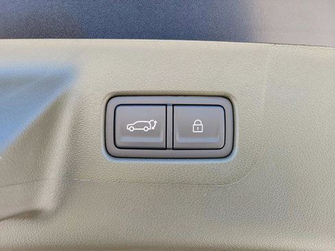 New 2025 Hyundai Santa Fe Calligraphy image 9