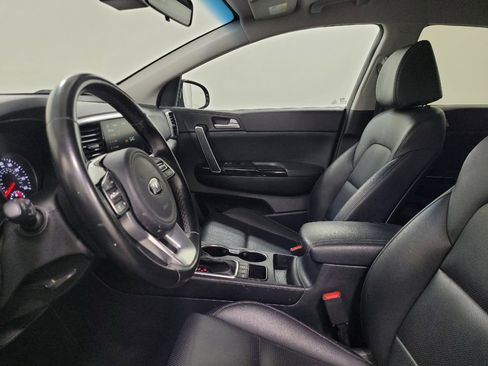 Used 2021 Kia Sportage EX AWD/4WD image 17