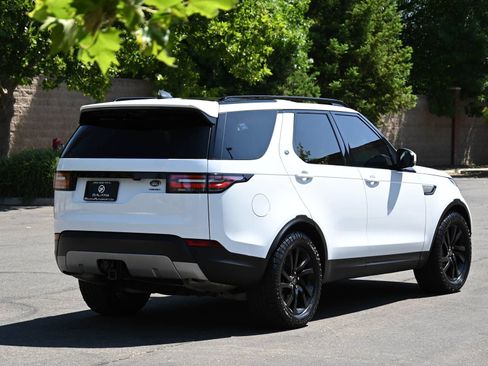 Used 2019 Land Rover Discovery HSE AWD/4WD image 7