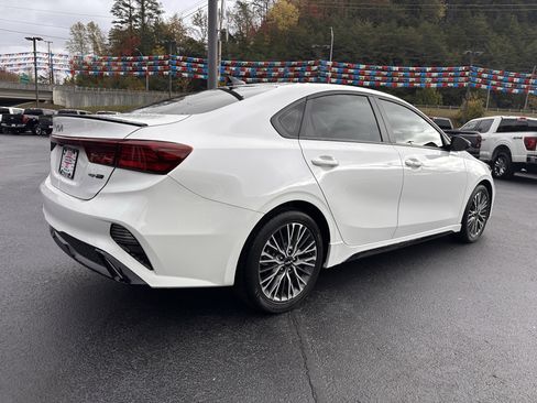 Used 2024 Kia Forte GT-Line w/ GT-Line Premium Package image 4