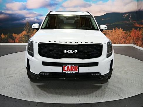 Used 2022 Kia Telluride SX w/ SX Prestige Package image 3