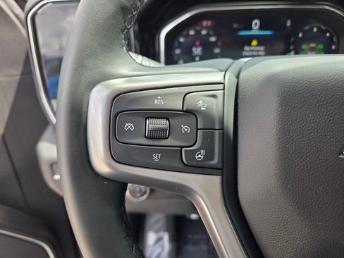 Certified 2025 Chevrolet Silverado 3500 LTZ w/ LTZ Convenience Package image 32