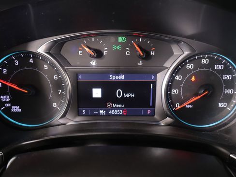 Used 2023 Chevrolet Equinox Premier image 4