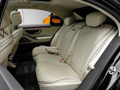 Used 2023 Mercedes-Benz S 500 4MATIC image 40