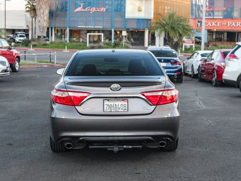 Used 2015 Toyota Camry XSE image 8