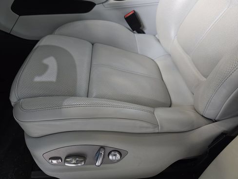 Used 2019 Porsche Macan S AWD/4WD image 31