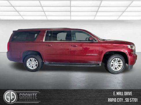 Used 2020 Chevrolet Suburban LT AWD/4WD image 9