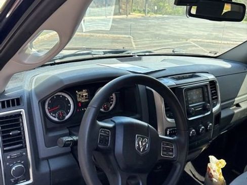 Used 2014 RAM 1500 Classic SLT image 13