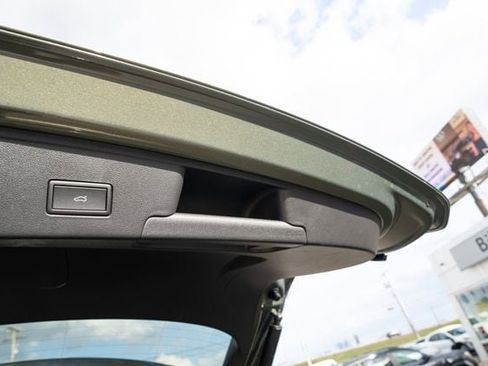 New 2026 Volkswagen Atlas Cross Sport SE image 36