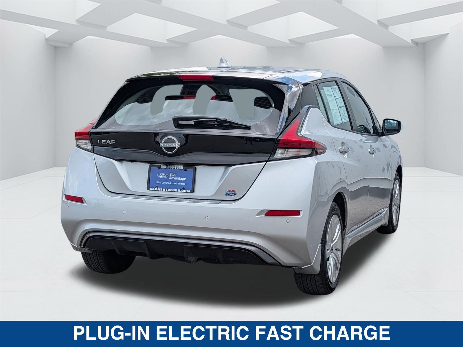 Used 2025 Nissan Leaf S w/ Protection Package FWD image 5
