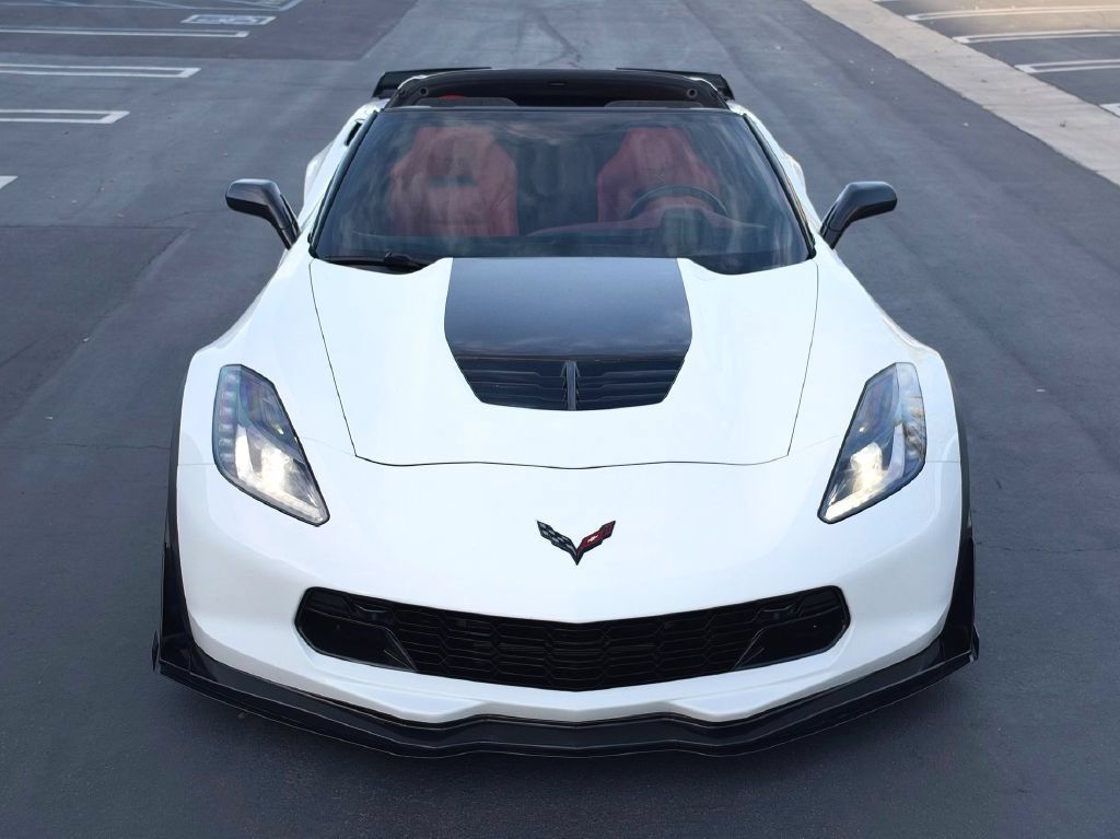 Used 2017 Chevrolet Corvette Z06 RWD image 6