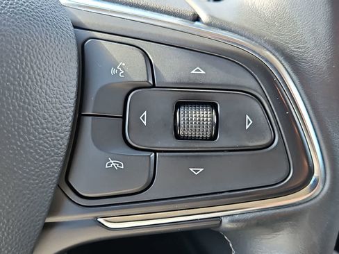 Used 2022 Buick Envision Essence w/ Sport Touring Package image 25