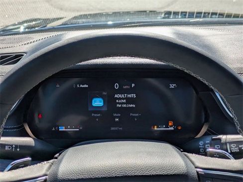 Used 2024 Jeep Grand Cherokee L Limited w/ Luxury Tech Group II image 25