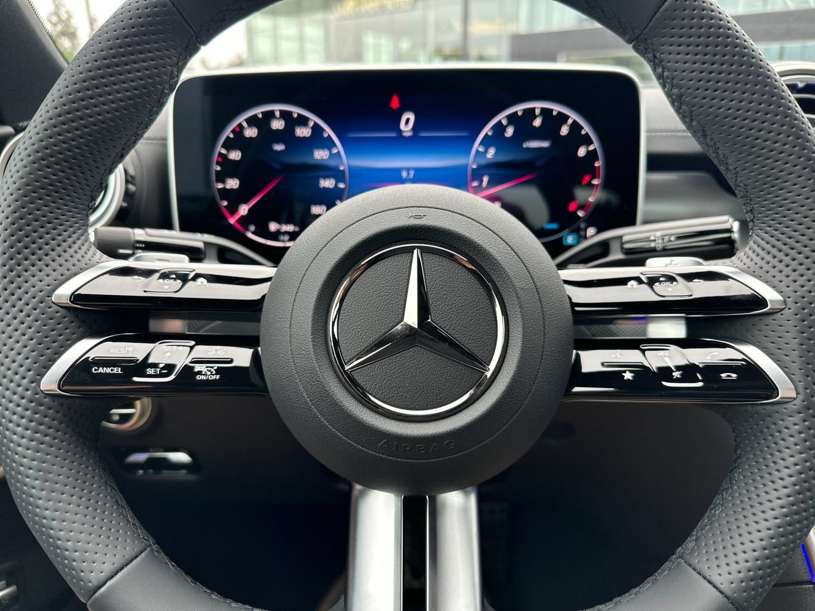 Used 2025 Mercedes-Benz C 300 4MATIC Sedan image 26