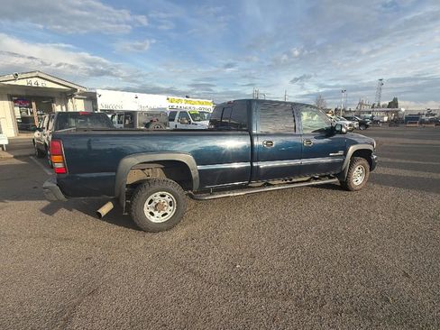 Used 2005 GMC Sierra 2500 SLE w/ Heavy-Duty Power Package AWD/4WD image 3