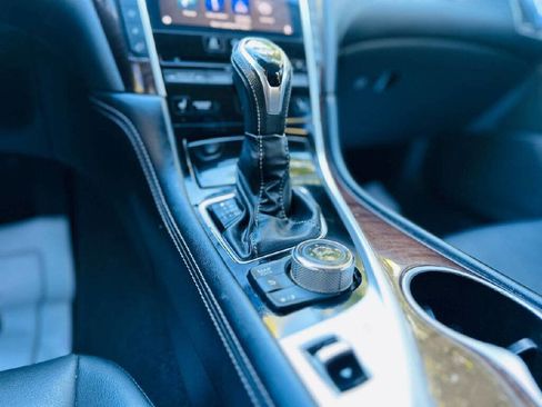 Used 2019 INFINITI Q50 Luxe w/ Essential Package (3.0T Luxe) image 13