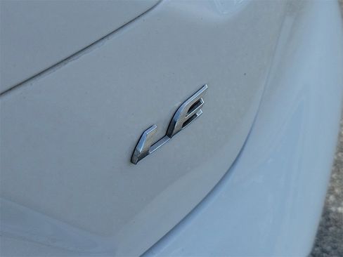 Used 2023 Toyota Corolla LE image 7