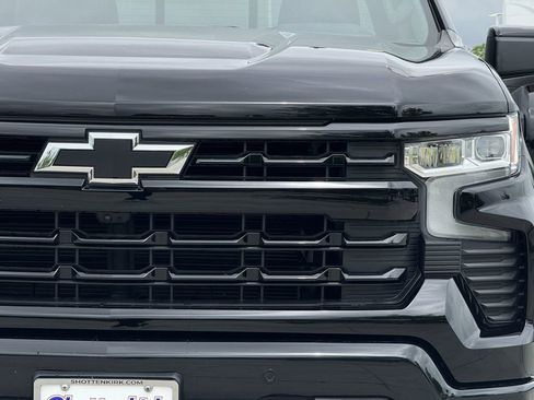 Used 2024 Chevrolet Silverado 1500 RST AWD/4WD image 8
