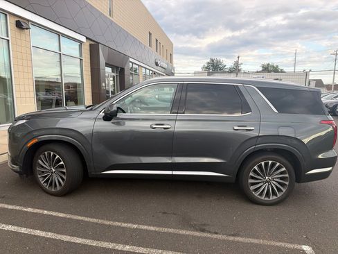 Certified 2024 Hyundai Palisade Calligraphy AWD/4WD image 2