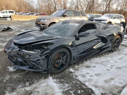 Used 2020 Chevrolet Corvette Stingray Preferred Cpe w/ 2LT Preferred Equipment Group image 2