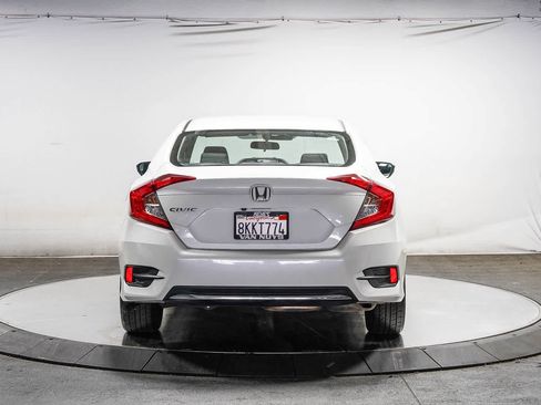Used 2019 Honda Civic LX image 3