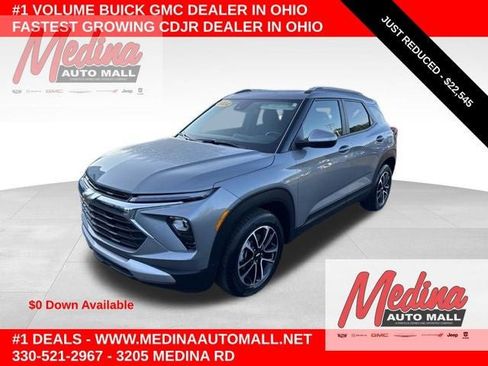 Used 2024 Chevrolet TrailBlazer LT w/ Convenience Package FWD image 1