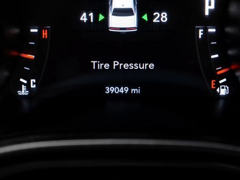 Used 2023 Dodge Challenger R/T w/ Plus Package RWD image 19