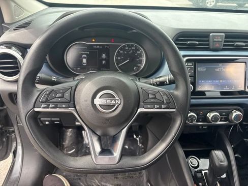 Used 2025 Nissan Versa SV FWD image 24