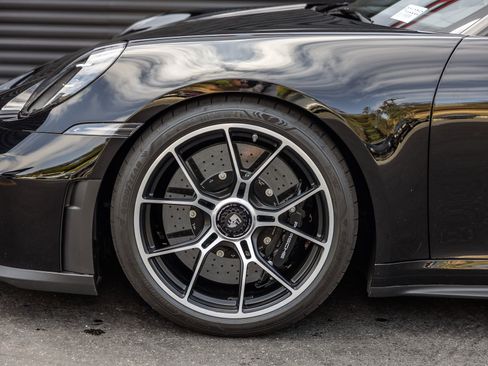 Used 2026 Porsche 911 GT3 RWD image 23