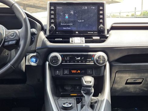 Used 2022 Toyota RAV4 XSE AWD/4WD image 15