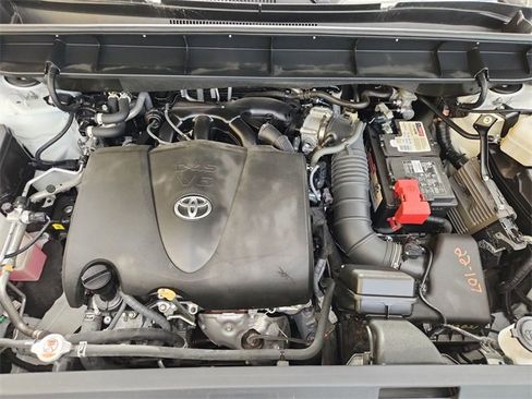 Used 2022 Toyota Highlander Platinum image 30