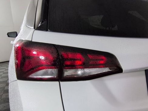 Certified 2024 Chevrolet Equinox LT AWD/4WD image 21