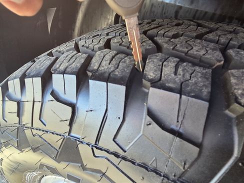 Used 2018 Jeep Wrangler Unlimited Sport S AWD/4WD image 10