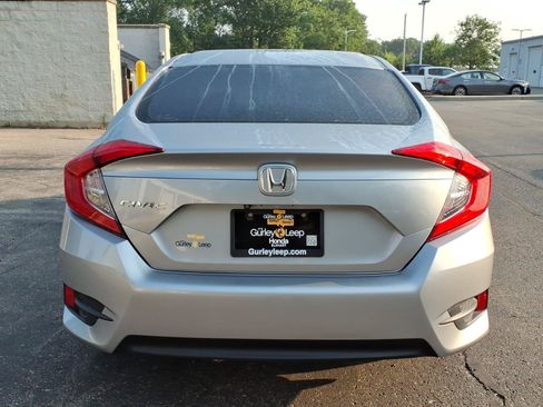 Used 2018 Honda Civic LX image 9