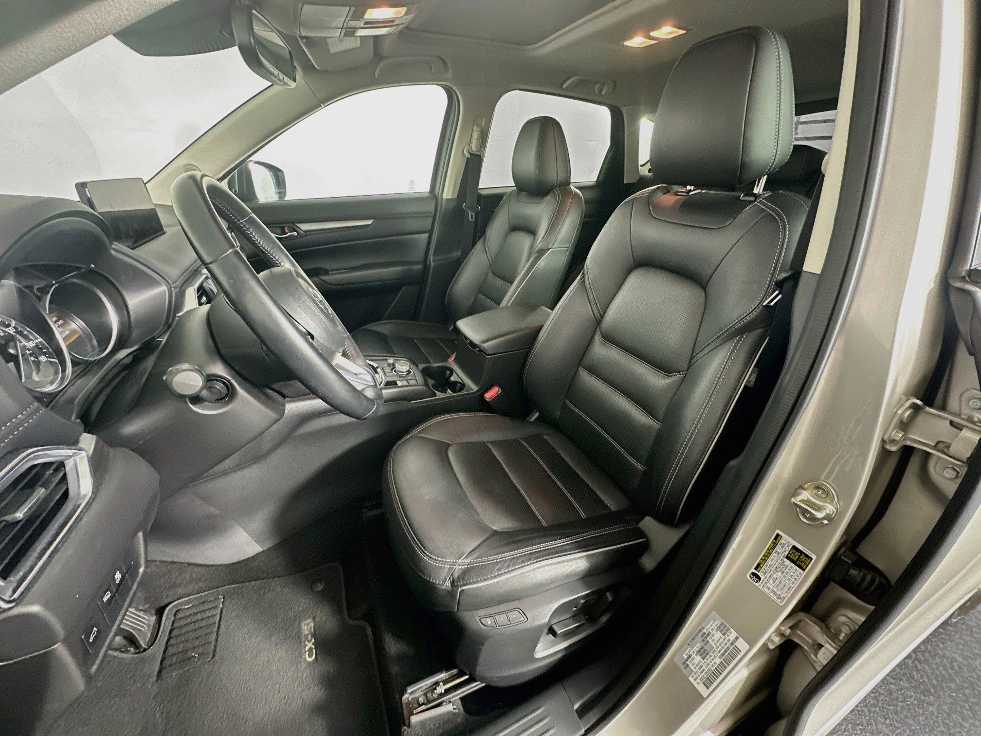 Used 2025 MAZDA CX-5 AWD 2.5 S w/ Preferred Package image 13