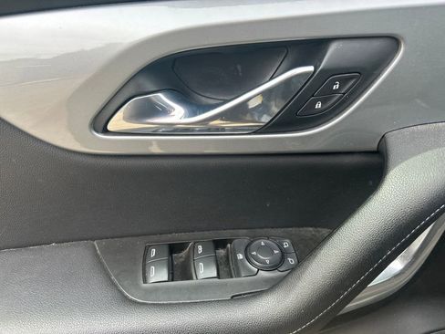 Used 2020 Chevrolet Blazer LT AWD/4WD image 12
