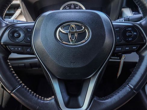 Used 2020 Toyota Corolla SE FWD image 11