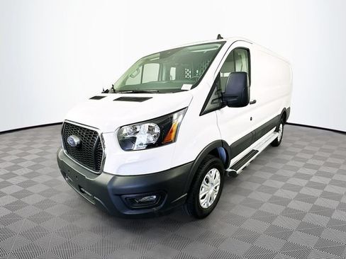 Certified 2025 Ford Transit 250 Low Roof w/ Exterior Upgrade Package RWD image 7
