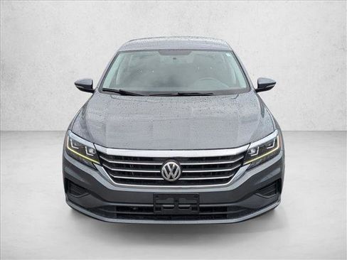 Used 2021 Volkswagen Passat 2.0T S FWD image 2
