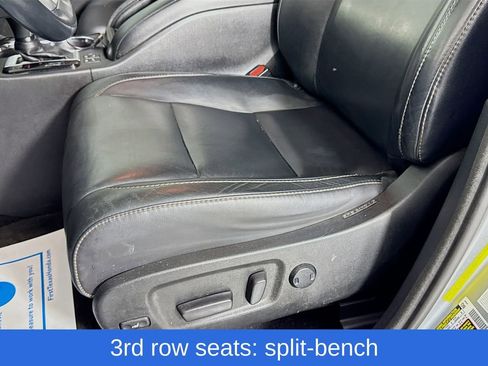 Used 2018 Toyota Highlander XLE image 26