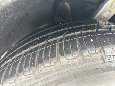 Used 2024 Acura MDX SH-AWD w/ Technology Package image 12