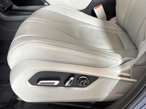 Used 2024 Acura RDX SH-AWD w/ Technology Package image 18