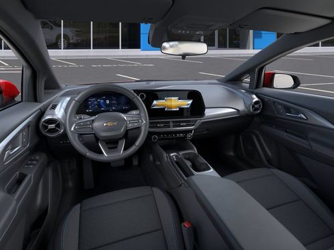 New 2026 Chevrolet Equinox EV LT FWD image 15