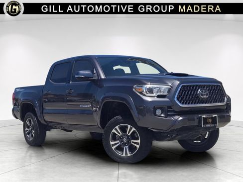Used 2019 Toyota Tacoma TRD Sport w/ Technology Package RWD image 1