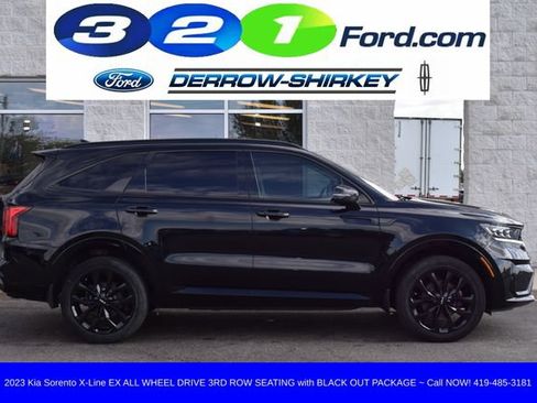 Used 2023 Kia Sorento EX AWD/4WD image 3